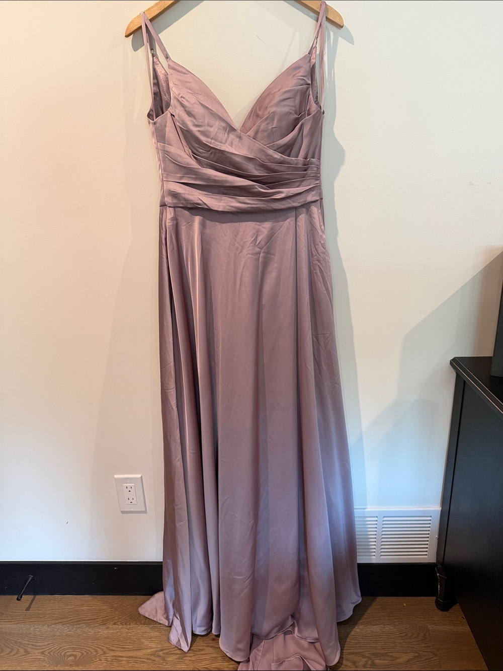 Soieblu Lavender Mauve Spaghetti-Strap Maxi Dress